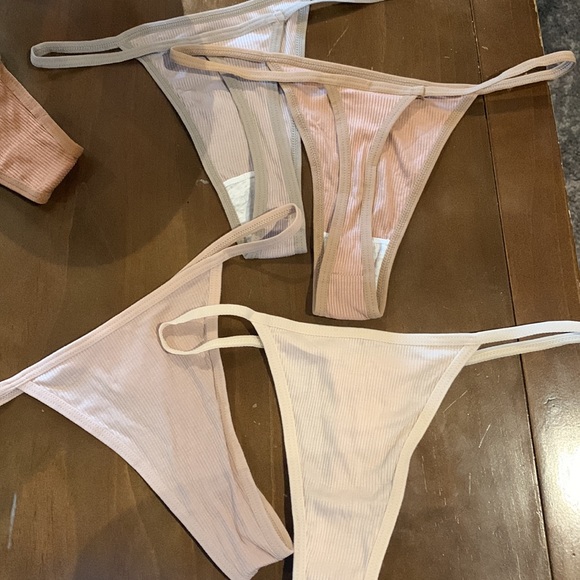 *SALE* 7 Pair Neutral Tan Ribbed Style Thong Bundle NWT - Picture 3 of 5